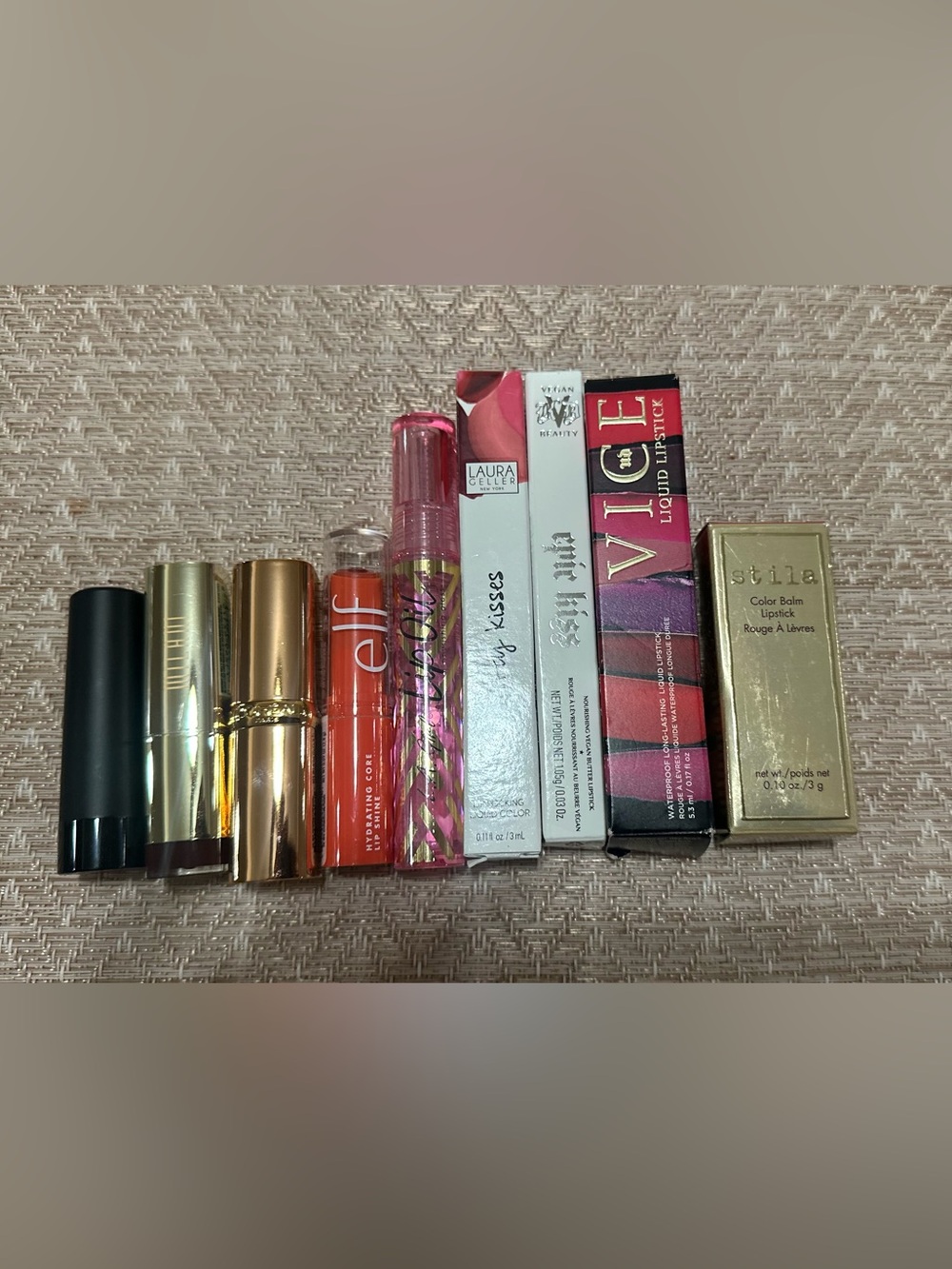 Assorted lip bundle